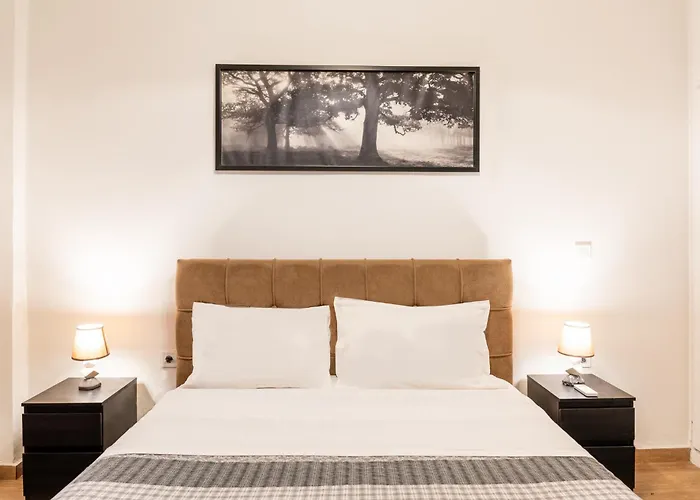 Apartment @Katehaki Metro