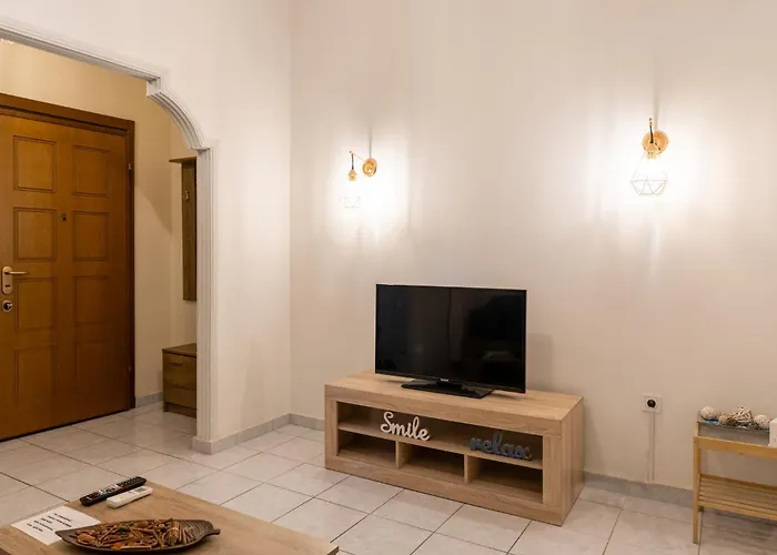 Apartment @Katehaki Metro